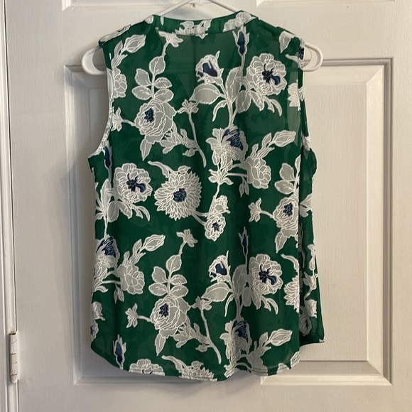 Siren Lily Women's Green Floral Sleeveless Button-Up Blouse Size PL – Petite Top - Picture 4 of 7